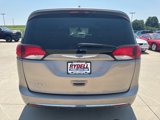 Certified 2018 Chrysler Pacifica Touring-L w/ Premium Audio Group image 4