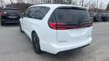New 2024 Chrysler Pacifica Limited w/ S Appearance Package image 5