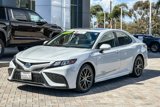Used 2023 Toyota Camry SE image 3