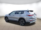 Used 2024 Mitsubishi Outlander SE Black Edition image 5