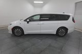 Used 2023 Chrysler Pacifica Touring-L image 5