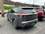 Used 2022 Nissan Pathfinder SV image 6