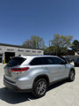 Used 2019 Toyota Highlander XLE image 6