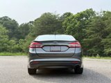 Used 2017 Ford Fusion SE w/ Fusion SE Technology Package image 4