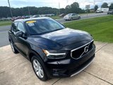 Used 2022 Volvo XC40 T5 Momentum image 5