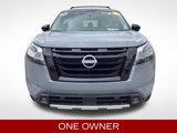 Used 2024 Nissan Pathfinder Platinum image 2