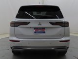 New 2025 Mitsubishi Outlander SE image 4