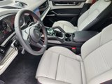 Certified 2025 Porsche Cayenne Turbo image 4