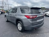 Used 2020 Chevrolet Traverse LT image 3