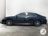 Used 2024 Toyota Camry SE image 4
