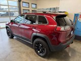 Used 2019 Jeep Cherokee Trailhawk image 4