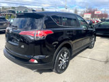Used 2018 Toyota RAV4 LE image 4