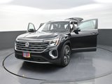 New 2025 Volkswagen Atlas SEL image 3