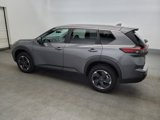 Used 2024 Nissan Rogue SV image 3