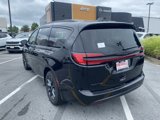 New 2025 Chrysler Pacifica Select image 5