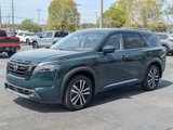 New 2025 Nissan Pathfinder Platinum w/ Black Appearance Package image 4