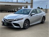 Used 2021 Toyota Camry SE image 3