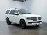 Used 2017 Lincoln Navigator Select image 2