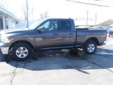 Used 2019 RAM 1500 Classic SLT w/ Luxury Group image 4