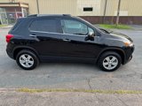 Used 2019 Chevrolet Trax LT w/ LT Convenience Package image 4