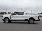 New 2025 Ford F250 4x4 Crew Cab Super Duty image 6