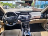 Used 2017 Honda Accord Touring image 3