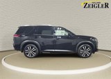 New 2025 Nissan Pathfinder Platinum image 4