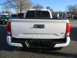 Used 2016 Toyota Tacoma TRD Sport image 2