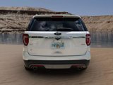 Used 2017 Ford Explorer XLT w/ Equipment Group 202A image 6