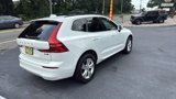 Used 2022 Volvo XC60 B5 Momentum image 6
