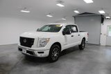 Used 2024 Nissan Titan SV w/ SV Convenience Package image 4