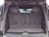 Used 2022 GMC Yukon SLT w/ SLT Premium Package image 6