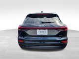 New 2025 Audi Q6 e-tron Prestige image 5