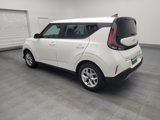 Used 2023 Kia Soul LX w/ LX Technology Package image 3