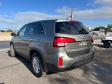 Used 2015 Kia Sorento LX image 3