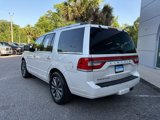 Used 2017 Lincoln Navigator Select image 3