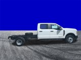 New 2026 Ford F350 4x4 Crew Cab DRW Super Duty image 3