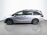 New 2025 Honda Odyssey Touring image 4