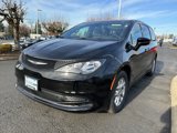 New 2025 Chrysler Voyager LX image 4