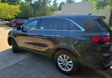 Used 2019 Kia Sorento LX w/ LX Convenience Package image 4