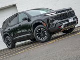 New 2026 Chevrolet Traverse Z71 w/ Driver Confidence Package image 3
