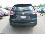 Used 2016 Nissan Rogue S image 2
