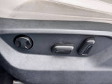 Used 2020 Volkswagen Tiguan SE w/ Panoramic Sunroof Package image 4