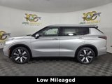 New 2025 Mitsubishi Outlander SEL image 4