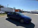 Used 2021 Hyundai Elantra SE image 2