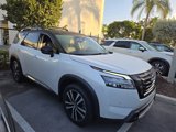 New 2025 Nissan Pathfinder Platinum w/ Black Appearance Package image 2