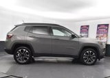 Used 2023 Jeep Compass Limited image 4