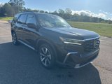 New 2025 Honda Pilot Touring image 2
