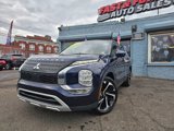 Used 2022 Mitsubishi Outlander SE image 4