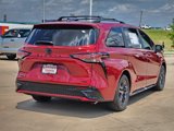 New 2025 Toyota Sienna XSE image 3